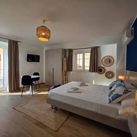 Domus Nova - Luxury Bed & Breakfast 3*