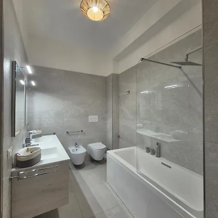 Domus Nova - Luxury Bed and Breakfast 3*