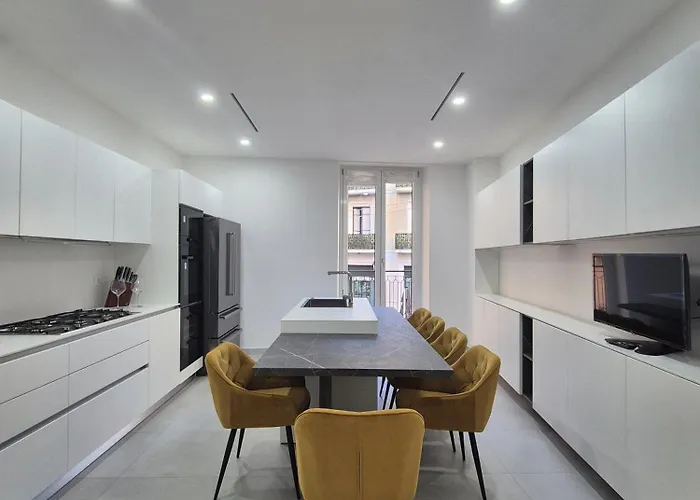 Domus Nova - Luxury לינה וארוחת בוקר